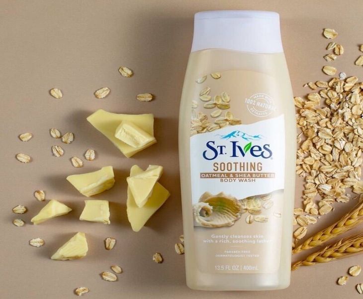 St Ives yến mạch và bơ giúp loại bỏ bụi bẩn, làm sạch da