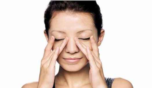 Chữa nghẹt mũi bằng phương pháp massage an toàn và hiệu quả