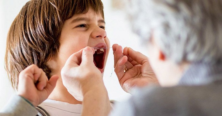 Tiến hành nhổ răng đúng cách để đảm bảo an toàn cho trẻ