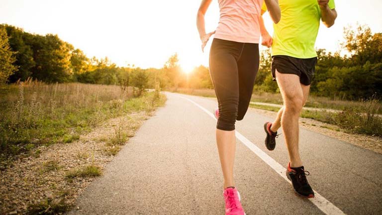 Chạy bộ là bộ môn thể dục mang lại rất nhiều lợi ích cho xương khớp