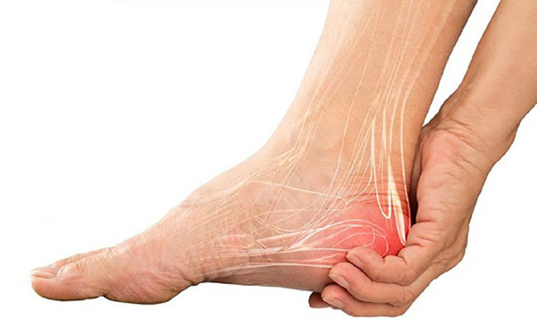 Xoa bóp bấm huyệt giúp cải thiện triệu chứng đau nhức ở vùng gót chân rất đơn giản và hiệu quả